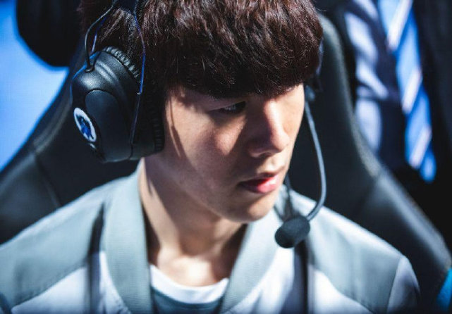 同时通过对 同时通过对